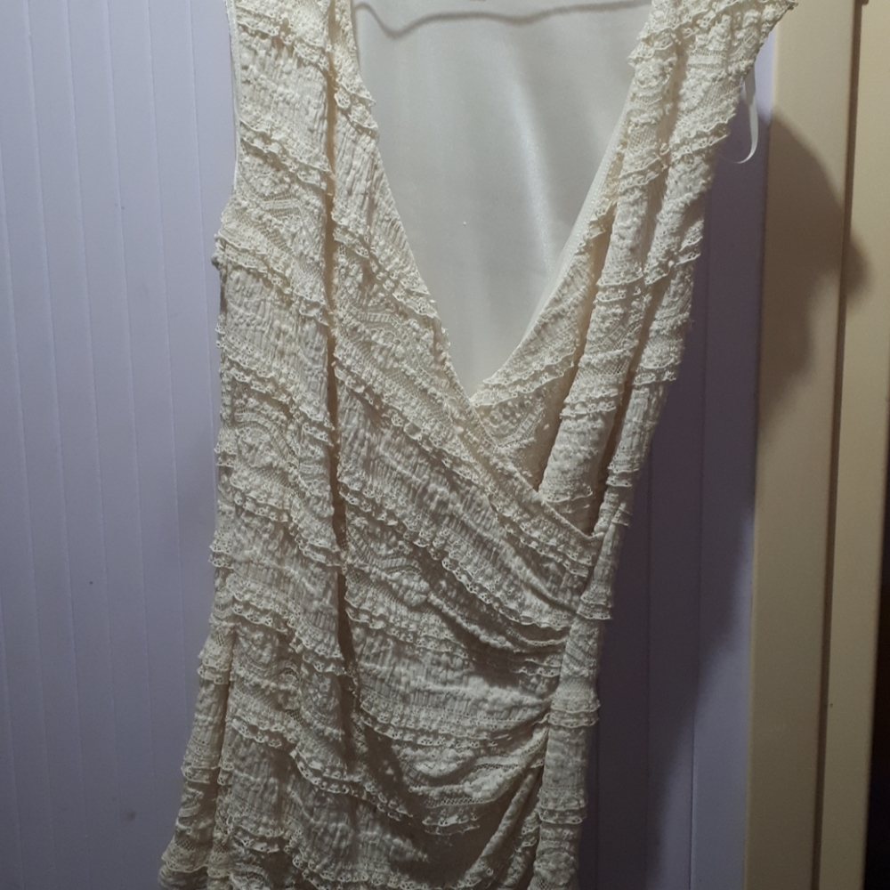 Sleeveless  top